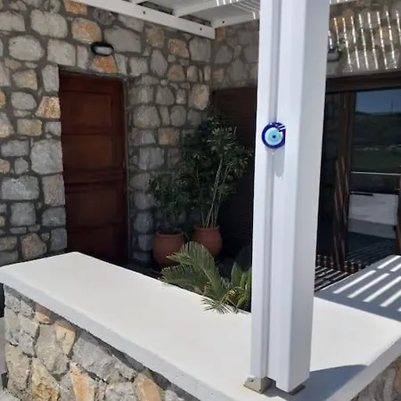 Vonies Private Stone House Arkasa